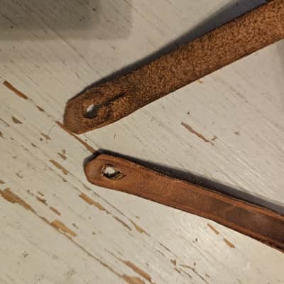 Gibson Vintage Leather Guitar Strap image 7