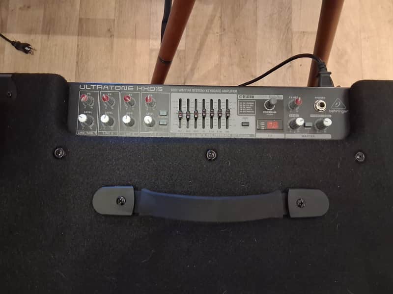 Behringer - KXD15 keyboard amplifier -USED- image 1