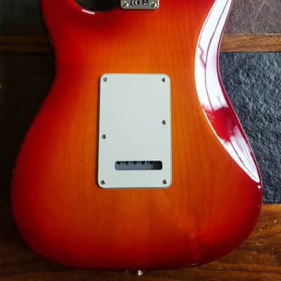 Fender Player Strat partscaster 2015 - cherry burst image 4