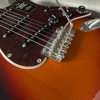 Fender Player II Stratocaster 2025 - 3-Color Sunburst image 5