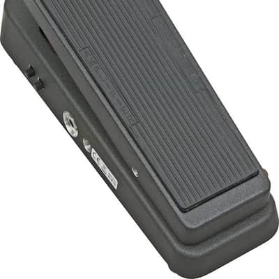 Dunlop 95Q Cry Baby Wah Pedal image 7