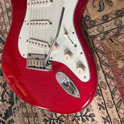 Fender American Deluxe Stratocaster 2000 - Transparent Red image 15