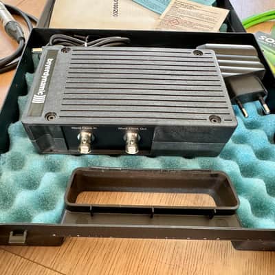 Beyerdynamic MCD 101 + MPD 200 Digital Studio Mics and AES/EBU Interface — New Old Stock (NOS) 1998-2002 - anthrazit image 7