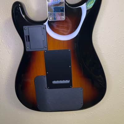 Fender G-5 VG Stratocaster 2012 - 2015 - 3-Color Sunburst w/ Gig Bag image 13