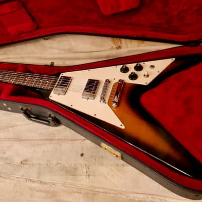 Gibson Flying V 1980 - Sunburst image 15