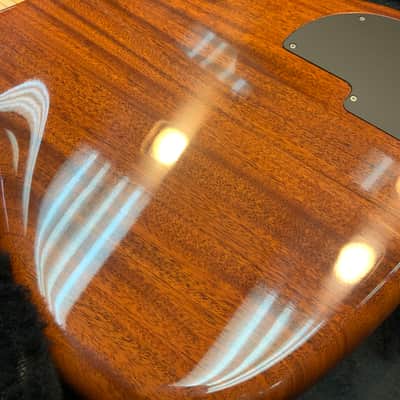 Alembic  Orion 5 string bass lefty  Natural image 4