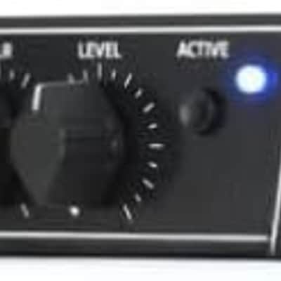 Tech 21 RBI SansAmp RBI 1U Rackmount Bass Preamp Bundle w/ 2X Strukture S6P48 Woven Right Angle Patch Cables, 12x Fender Picks and Liquid Audio Polishing Cloth image 3