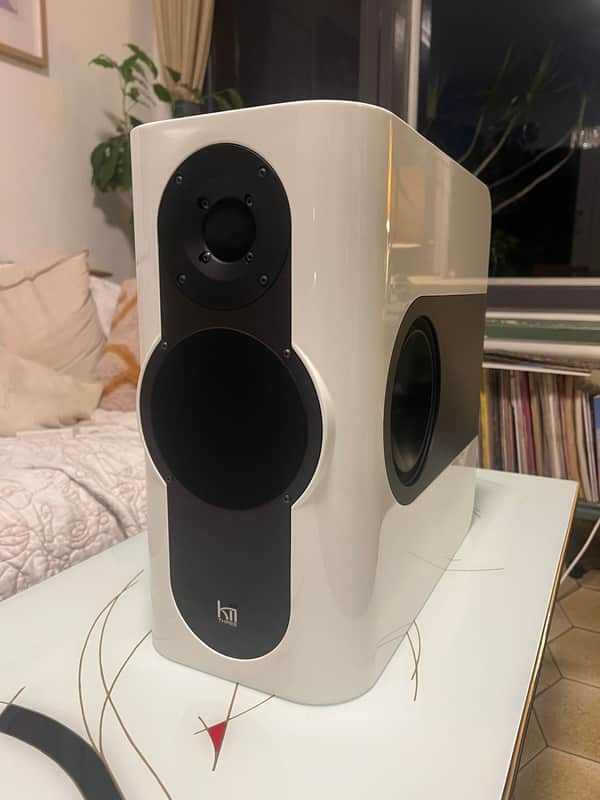 Kii Audio Kii Three Studio Monitors (pair) with Kii Three controller - White image 1