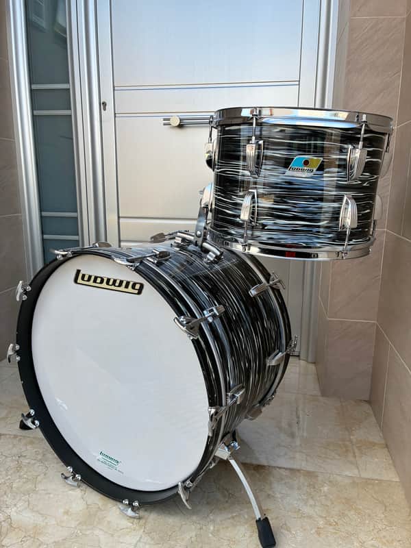 Ludwig Classic 1971 - Black Oyster image 1