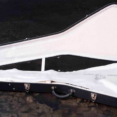 GIBSON GUITAR OF THE MONTH  50TH ANNIVERSARY FLYING V 2008 - BRIMSTONE BURST WITH CASE image 9