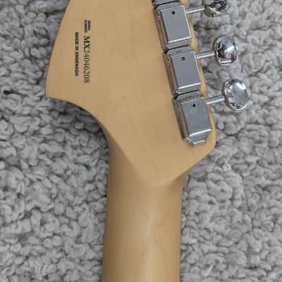 Mint Fender Player II Mustang Electric guitar, Maple Fingerboard, Hialeah Yellow -MIM image 6