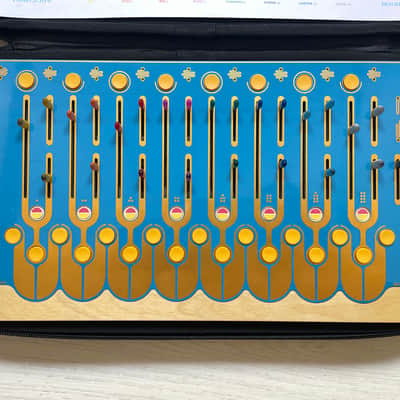 Landscape Noon 8-Voce Analog Drum Synthesizer 2023 - Present - Blue Bild 4