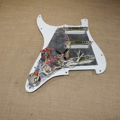 Pickguard Loaded, 1989 Fender American Strat Plus Stratocaster - image 7