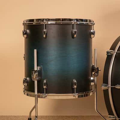 Gretsch Renown RN2-R643 Satin Antique Blue Burst Drum Set image 3