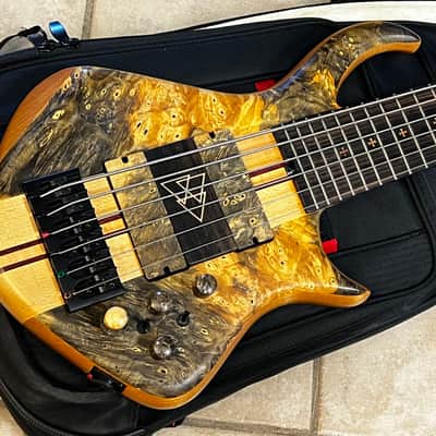 Warrior Custom 6 String Bass Natural image 4