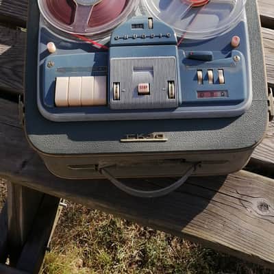 Grundig TK19 - TK23 - TK28 - TK30 (x2) - TK40 - TK41 - TK45 - TK46 - TK820 - TK?? à lampes image 5