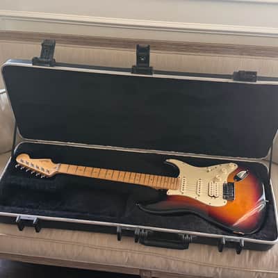 Fender 50th Anniversary American Deluxe Stratocaster 2004 - Sunburst image 19