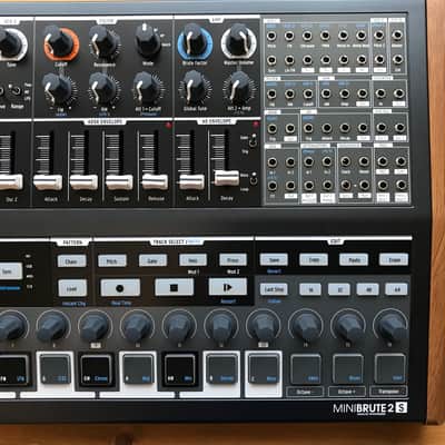 Arturia MiniBrute 2S Desktop Synthesizer 2018 - Present - Black image 10