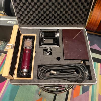 Vanguard Audio Labs V13 Large Diaphragm Multipattern Tube Condenser Microphone 2010s - Maroon image 4