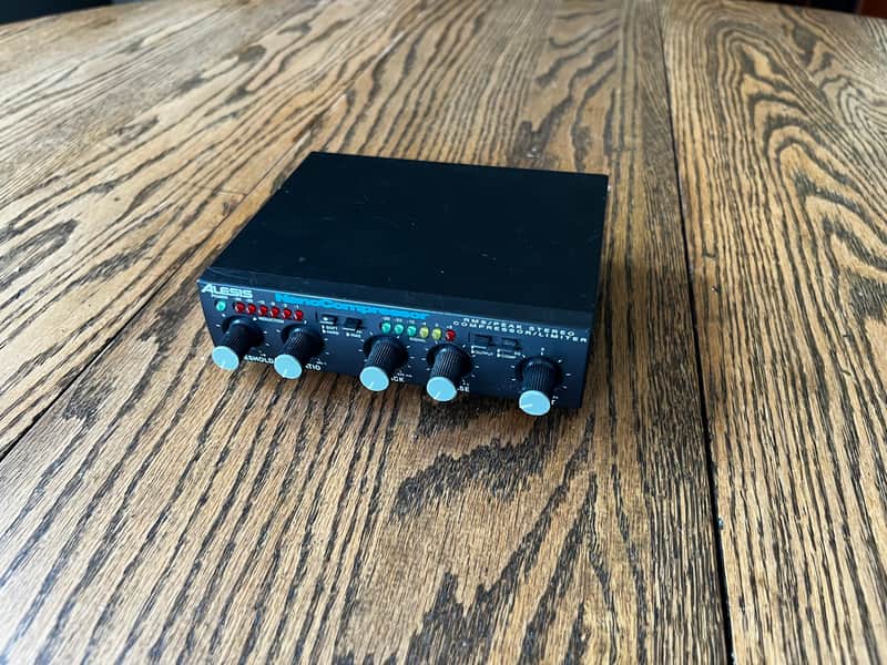 Alesis NanoCompressor | Reverb