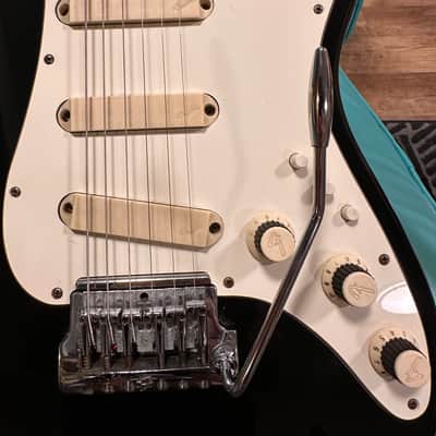 Fender Elite Stratocaster with Rosewood Fretboard 1983 - 1984 - Black image 9