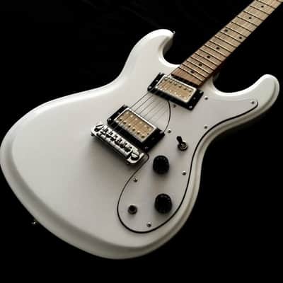 Eastwood Hi-Flyer Phase IV