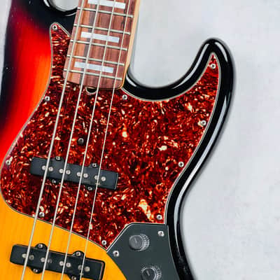 Fender Custom Shop Custom Classic Jazz Bass 2010s - 3-Tone Sunburst image 6