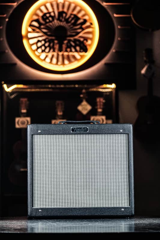 2010s Fender Blues Junior III 15-Watt 1x12 Guitar Combo black image 1