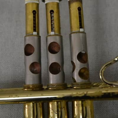 Trompeta Sib Bach Stradivarius 37 - 25LR lacada en buen estado. image 21