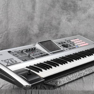 Roland Fantom X6 Synthesizer Workstation Keyboard in Very Good condition. image 2