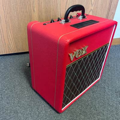 Vox AC4C1-RD Classic Red Limited Edition 1-10 Tube Guitar Combo Amp image 2