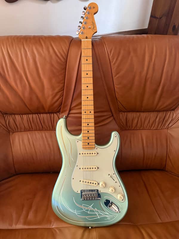 Fender American Professional II Stratocaster with Maple Fretboard 2020 - Present - Mystic Surf Green