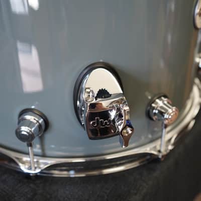 DW Design Series 14" Maple Floor Tom w/ Legs - Steel Gray Lacquer | 12x14" image 6