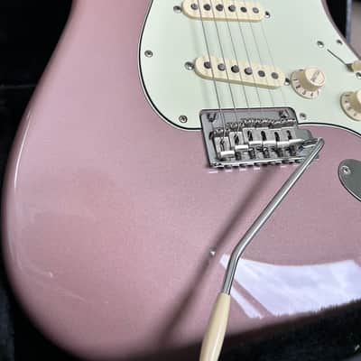 Fender Vintera '60s Stratocaster Modified with Pau Ferro Fretboard 2019 - 2023 - Burgundy Mist Metallic image 3