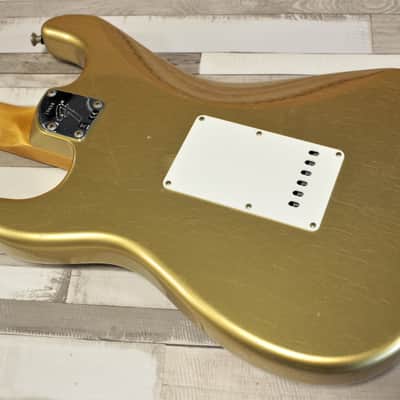 Fender Custom Shop Postmodern Stratocaster Journeyman Relic - Aztec Gold image 11