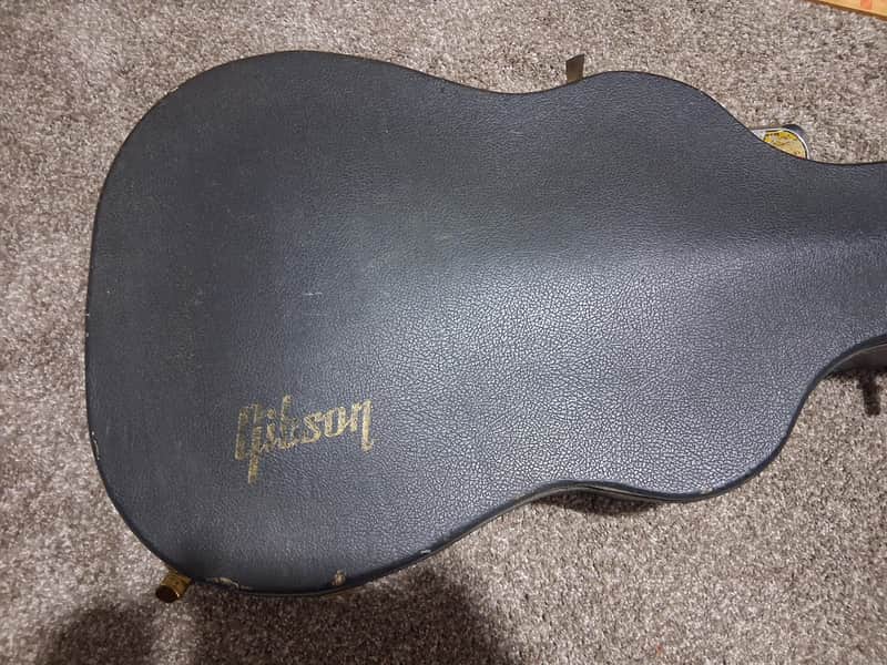 Gibson Dreadnought
