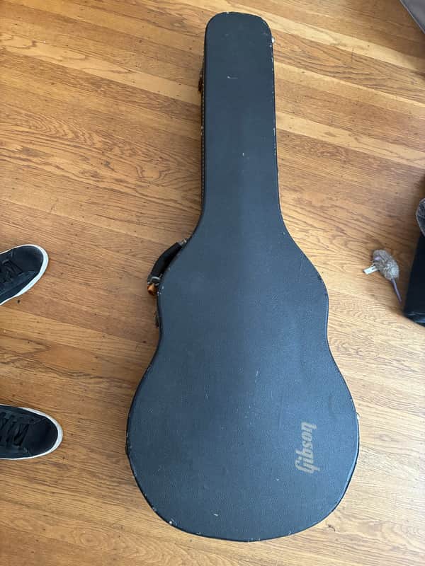 1970’s Gibson 17” lower bout archtop case Bild 1