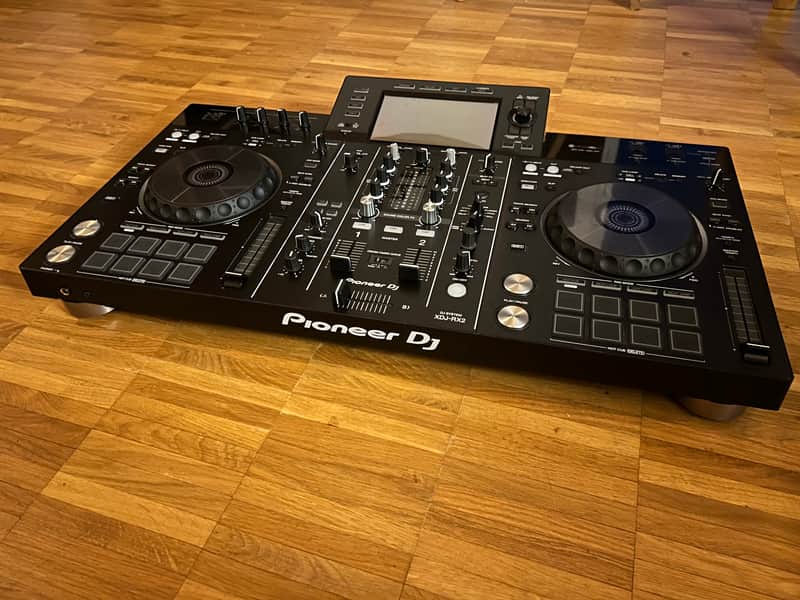 Pioneer XDJ-RX2 Professional Digital DJ System with Touchscreen 2020 - Black image 1