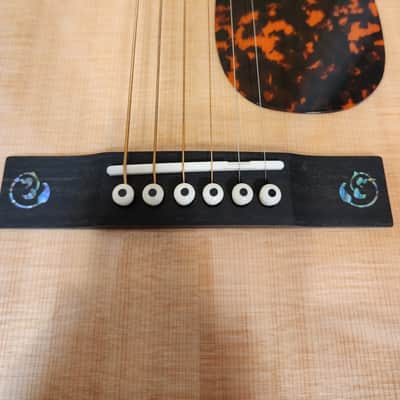 Larrivee PV10 Deluxe Series 2026 - Natural Gloss image 4