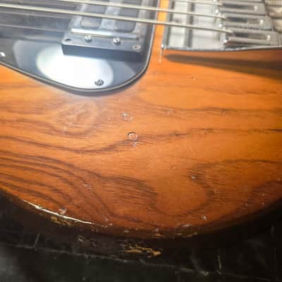 PEAVEY T-40 4 STRING BASS SUNBURST FINISH -1979 image 14