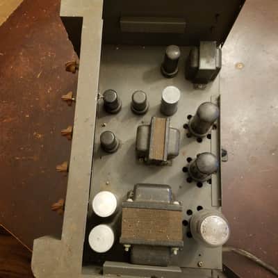 Thordarson Early T-31W25A 25 Watt Tube PA Amp 6L6 push pull T31W25A 31W25A 1946 - Grey wrinkled paint image 14