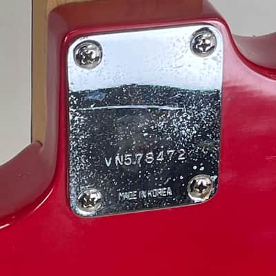 Squier Stratocaster with Rosewood Fretboard 1992 - 1996 - Torino Red image 7