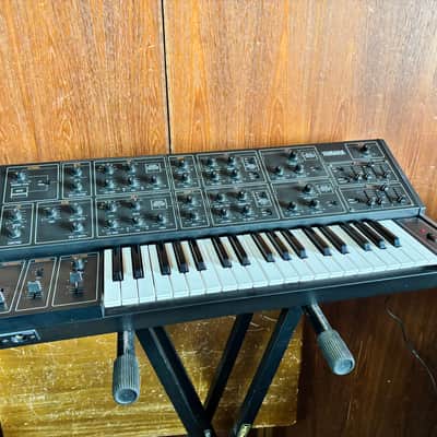 YAMAHA CS-15 CS 15 vintage analog synthesizer w/ case