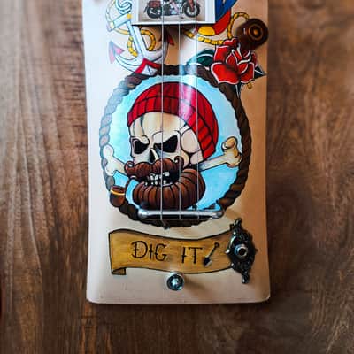 MADE TO ORDER - HANDMADE - Death Tattoo 3 strings Shovel Guitar 2023 - Black image 3