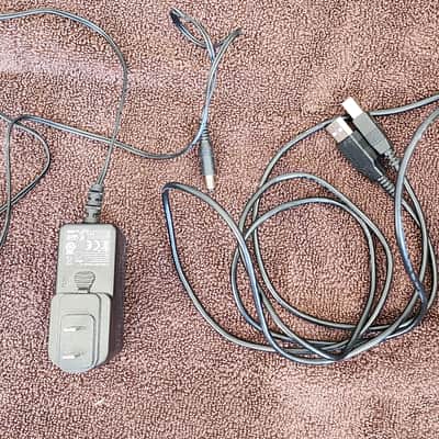 IK Multimedia AXE I/O USB Audio Interface 2019 - Present - Black image 6