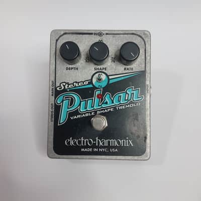 Electro-Harmonix Stereo Pulsar Analog Tremolo image 2