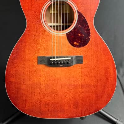 Eastman E1OM-CLA Orchestra Model Acoustic Guitar Classic Finish w/ Gig Bag (359)