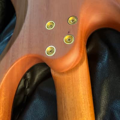 Suhr Modern Walnut top Mahogany body Satin image 8