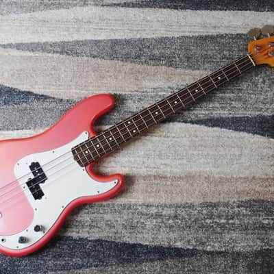 1985 Fender Precision Bass ‘62 Vintage Reissue PB62-55 Metallic Pink Japan MIJ Fujigen image 2