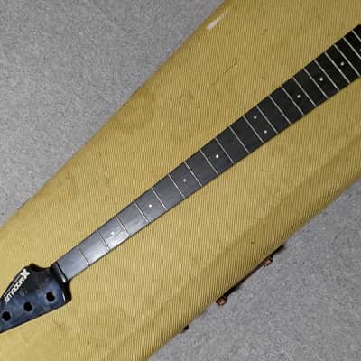 Modulus Graphite neck image 1